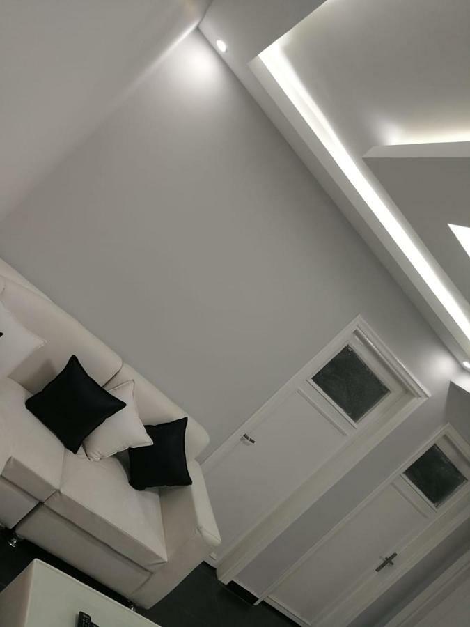 Lovely Apartment With Side Sea View Located In The Heart Of The Alexandria Exterior photo