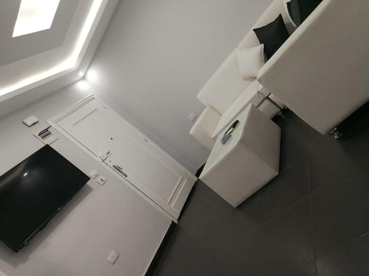 Lovely Apartment With Side Sea View Located In The Heart Of The Alexandria Exterior photo